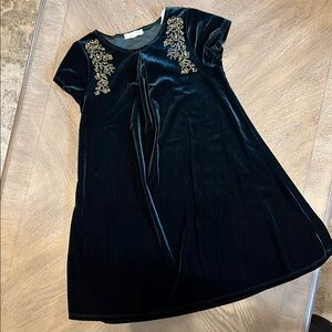Elegant dark green Velvet Kids Dress with Gold Embroidery